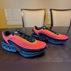 New Nike Air Max DN Orange Black Sneaker Shoes Size US 10